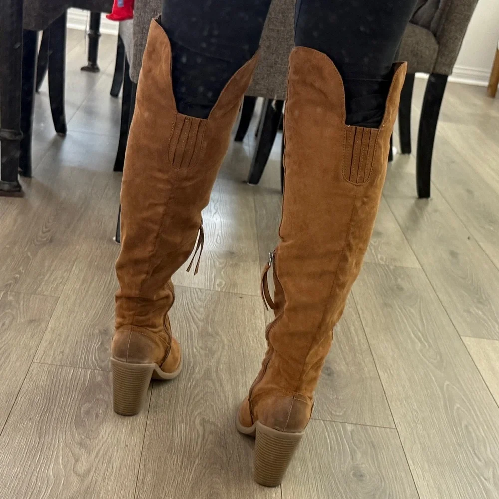 Dolce Vita Women's Tan Knee-High Boots